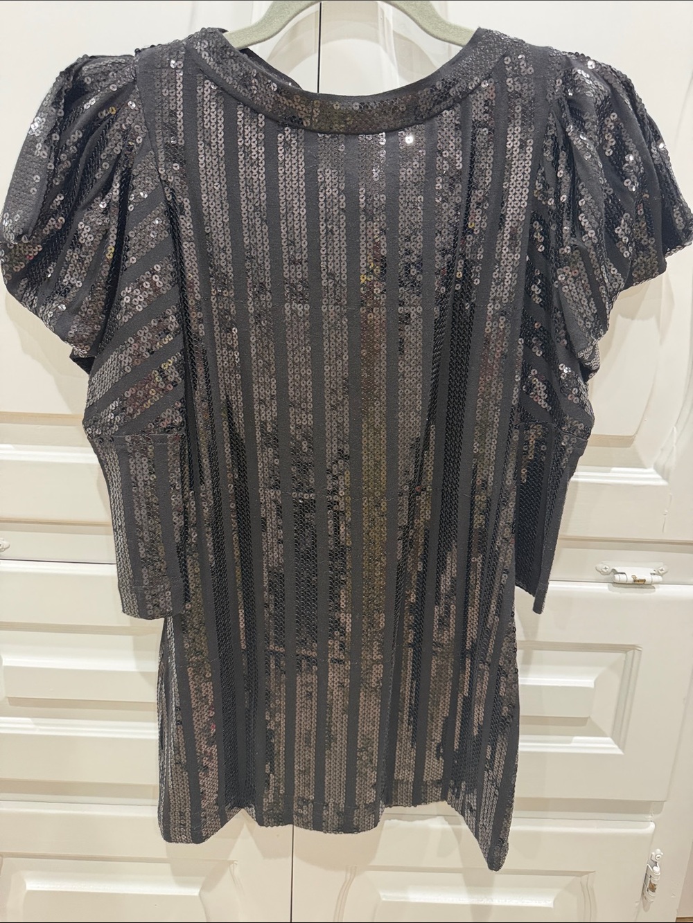 ABS Allen Schwartz Black Sequin Short Sleeve Top